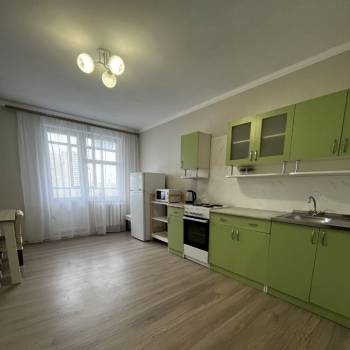 Сдается 2-х комнатная квартира, 67 м²