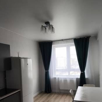 Сдается 1-комнатная квартира, 39 м²