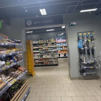 Сдается Торговое помещение, 350 м²