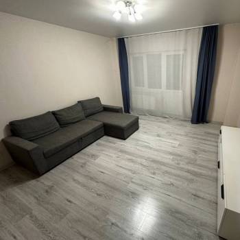 Сдается 1-комнатная квартира, 41 м²