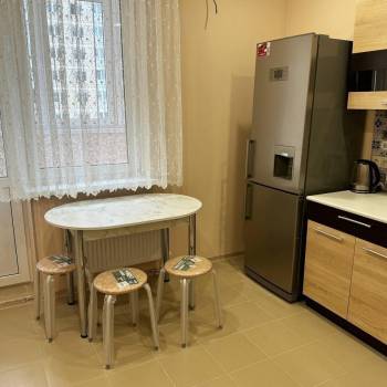Сдается 1-комнатная квартира, 37 м²