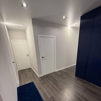 Продается Многокомнатная квартира, 90,3 м²