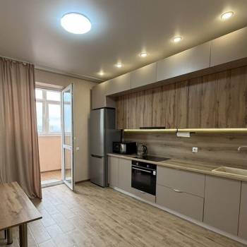Сдается 1-комнатная квартира, 45 м²