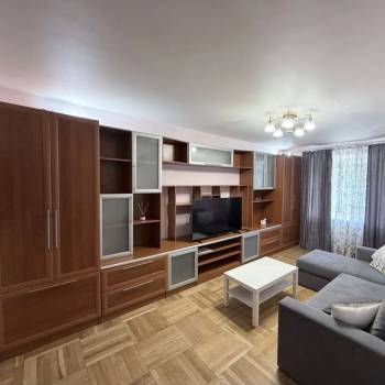 Сдается Многокомнатная квартира, 58 м²