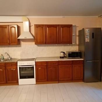 Сдается 2-х комнатная квартира, 60 м²