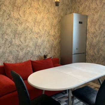 Продается 1-комнатная квартира, 40 м²