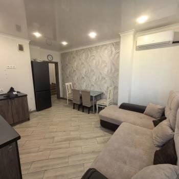 Сдается 1-комнатная квартира, 43 м²