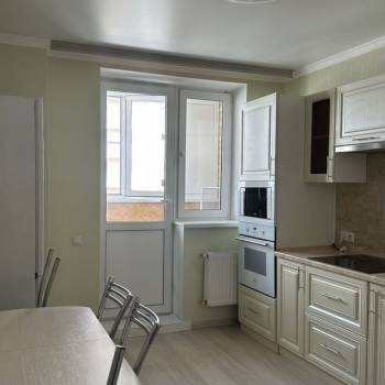 Сдается 1-комнатная квартира, 46 м²
