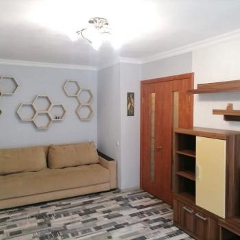 Продается 2-х комнатная квартира, 42 м²