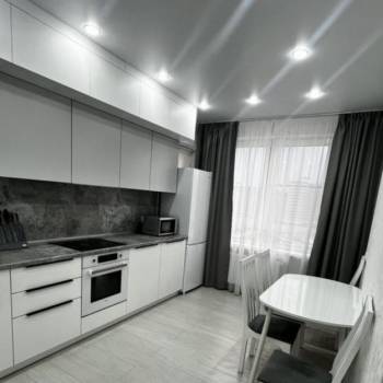 Сдается 1-комнатная квартира, 41 м²