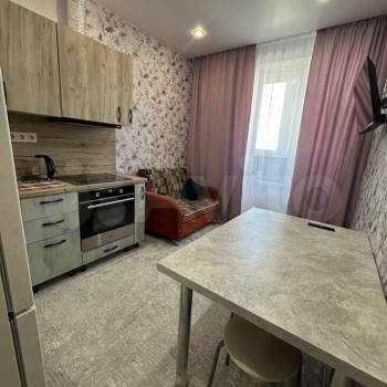 Сдается 1-комнатная квартира, 37,7 м²