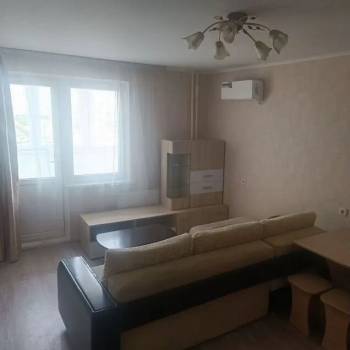 Сдается 1-комнатная квартира, 37,6 м²