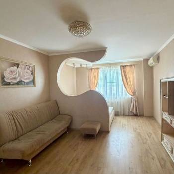 Сдается 1-комнатная квартира, 46,8 м²