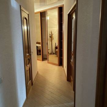 Сдается 2-х комнатная квартира, 76 м²