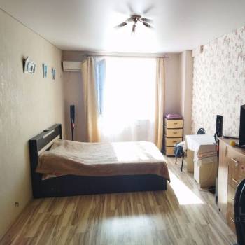 Продается 1-комнатная квартира, 42,9 м²