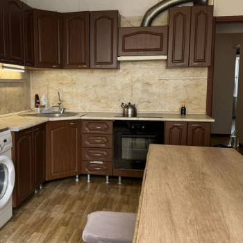 Сдается 2-х комнатная квартира, 65 м²