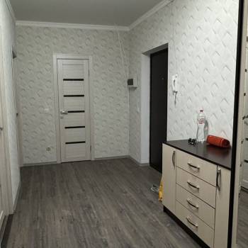 Сдается 2-х комнатная квартира, 65 м²