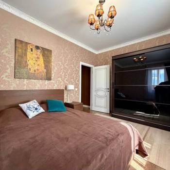 Сдается 2-х комнатная квартира, 70 м²