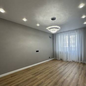 Продается 1-комнатная квартира, 44 м²