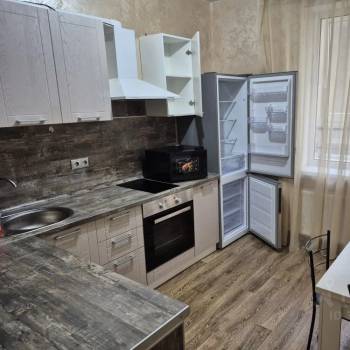 Сдается 1-комнатная квартира, 35 м²