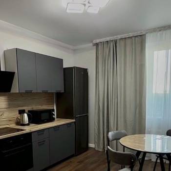 Сдается 1-комнатная квартира, 42,3 м²
