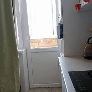 Продается 1-комнатная квартира, 37 м²