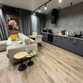 Продается 1-комнатная квартира, 42,8 м²