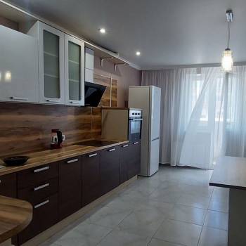 Продается 2-х комнатная квартира, 77,9 м²