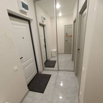 Сдается 1-комнатная квартира, 42 м²