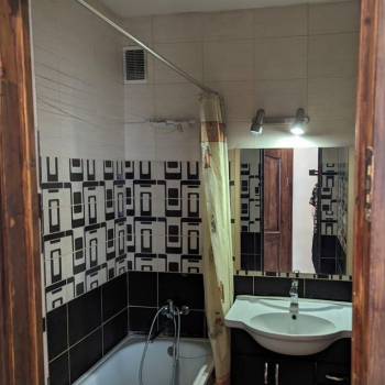 Продается 2-х комнатная квартира, 56 м²