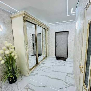 Сдается 2-х комнатная квартира, 87 м²