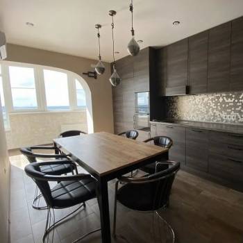 Сдается 2-х комнатная квартира, 90 м²