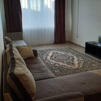 Сдается 1-комнатная квартира, 48 м²