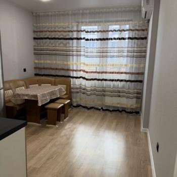 Сдается 1-комнатная квартира, 42,2 м²