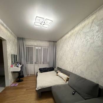 Продается 1-комнатная квартира, 34 м²