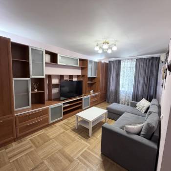 Сдается Многокомнатная квартира, 56 м²