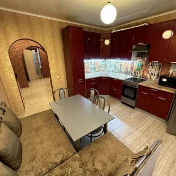 Сдается 2-х комнатная квартира, 56 м²
