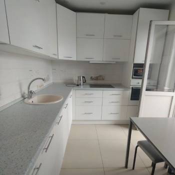 Сдается Многокомнатная квартира, 90 м²