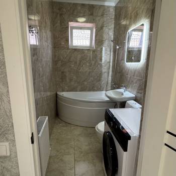 Продается 1-комнатная квартира, 39 м²