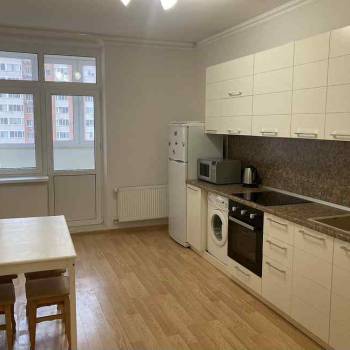 Сдается 2-х комнатная квартира, 60 м²