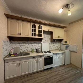 Продается 1-комнатная квартира, 40,6 м²