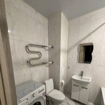 Продается 1-комнатная квартира, 40,6 м²