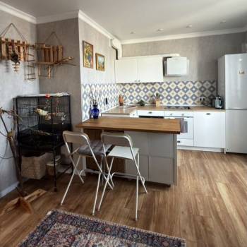 Продается 3-х комнатная квартира, 62 м²