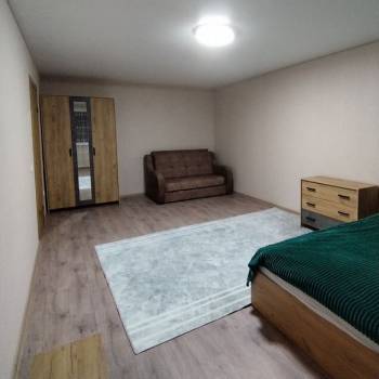 Сдается 1-комнатная квартира, 50 м²