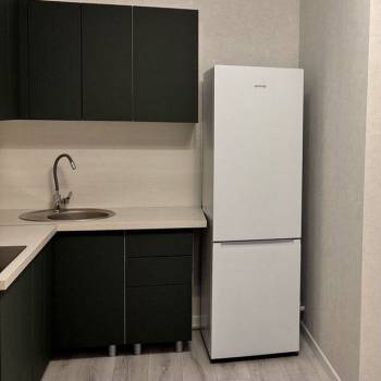 Сдается 1-комнатная квартира, 39 м²