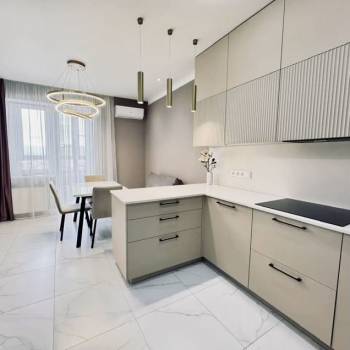 Продается 2-х комнатная квартира, 76 м²