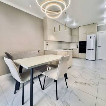 Продается 2-х комнатная квартира, 76 м²