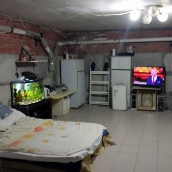 Продается 1-комнатная квартира, 42 м²
