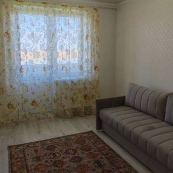 Сдается 1-комнатная квартира, 42,7 м²