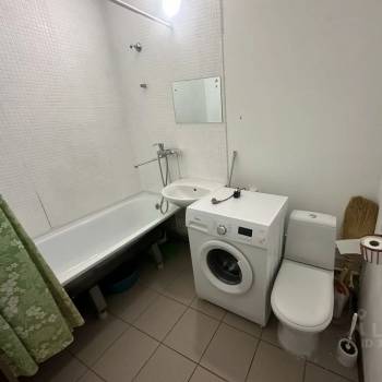 Сдается 1-комнатная квартира, 38 м²